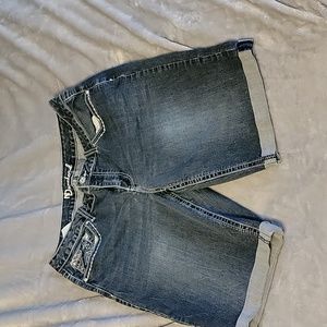 ND weekend long shorts size 14